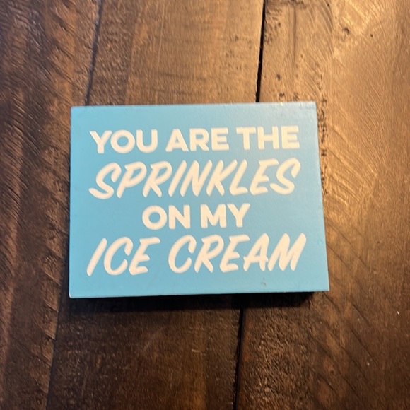 Girls decorative wall and shelf motivational decor. Sparkle, love, believe, etc - Picture 13 of 14